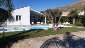 Отель Eucalipto private pool  Кастелламмаре Дель Гольфо